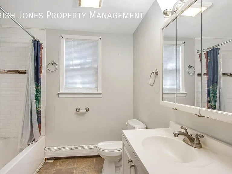 151 Howell St #1 — Photo 13