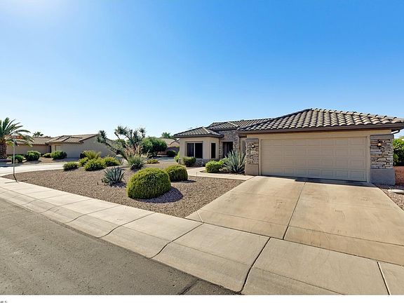 2nd image of 16098 W Sun Prairie Ct