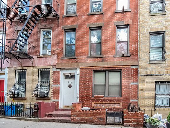 2nd image of 616 President St APT 4