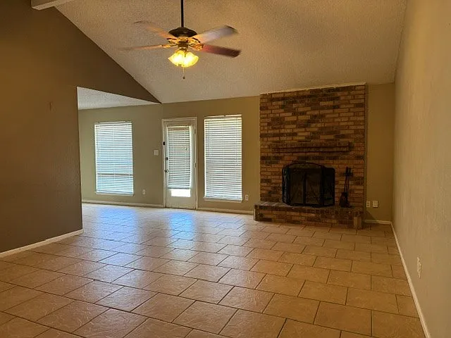 5011 Canadian Ave — Photo 3