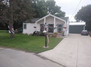 891 Geneva Ave, Columbus, OH 43223