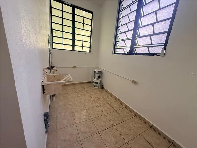 Carr. 349 Cerro Las Mesas — Photo 13