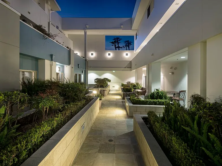 Building Courtyard