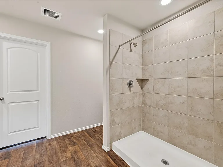 20926 Belmont Village Way — Photo 42