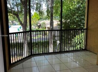 3410 Foxcroft Rd APT 208, Hollywood, FL 33025