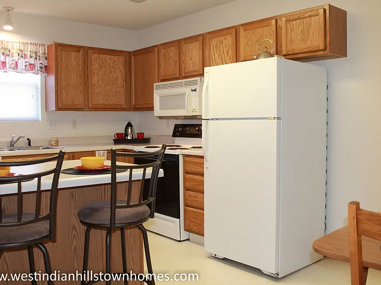 West Indian Hills Townhomes — Photo 46