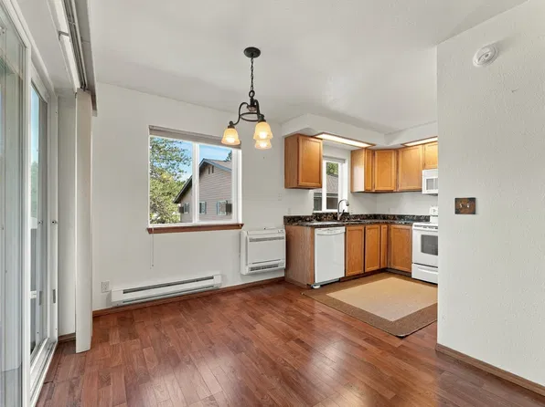110 Icicle Rd APT G, Leavenworth, WA 98826