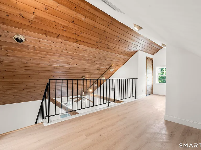 64 Soundview Ave #3 — Photo 18