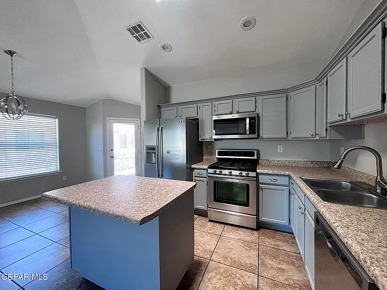 14416 Spanish Point Dr — Photo 6