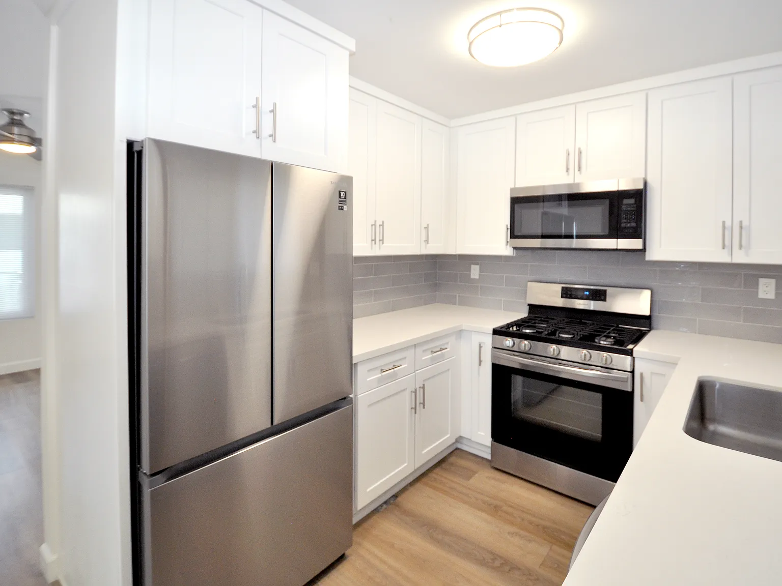 2 bed, 787 sqft, $2,695 — Photo 4