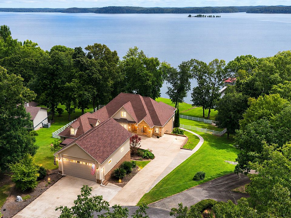 1st image of 306 Red Water Dr