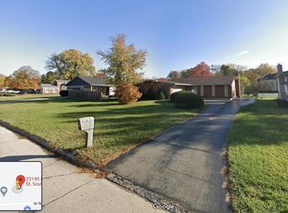 23190 Brandywynne St, Southfield, MI 48033