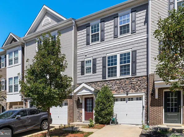 43640 Winterberry Way, California, MD 20619