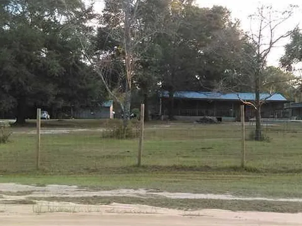 8695 Diana Ln, Chunchula, AL 36521