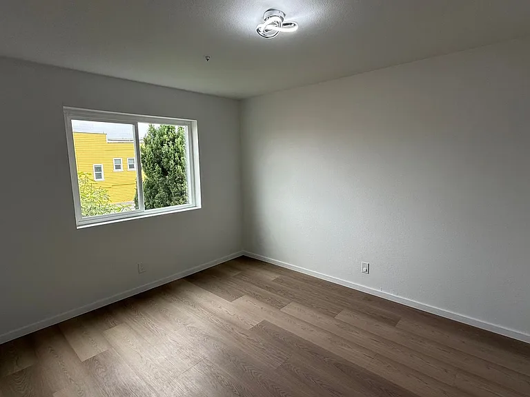 RC - 1630 Oakdale, Ave., San Francisco, CA, 94124 — Photo 36