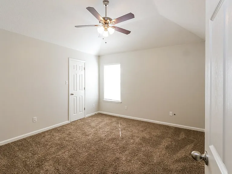 10104 Cross Hill Rd — Photo 9