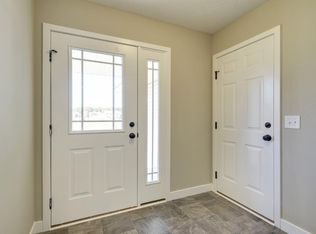 12223 317th Ln, Lindstrom, MN 55045