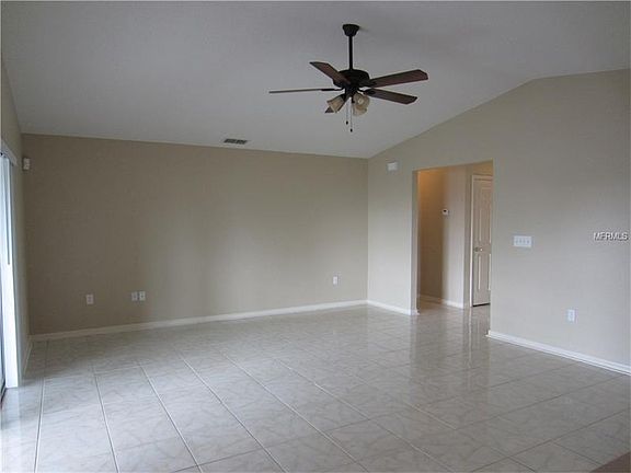 2nd image of 943 Highland Crest Cir