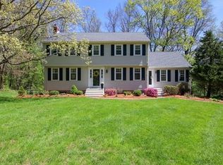 17 Russett Hill Rd, Sherborn, MA 01770