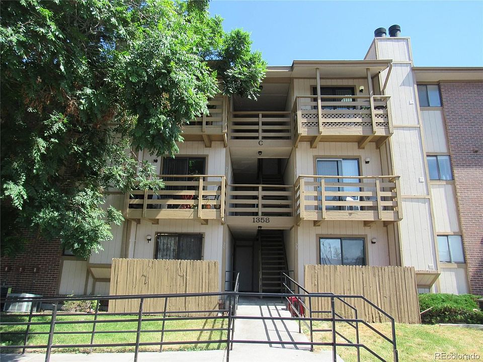 1st image of 1358 S Irving St #32
