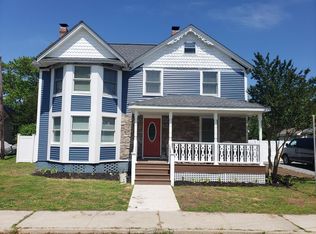 636 Main St, Reedville, VA 22539