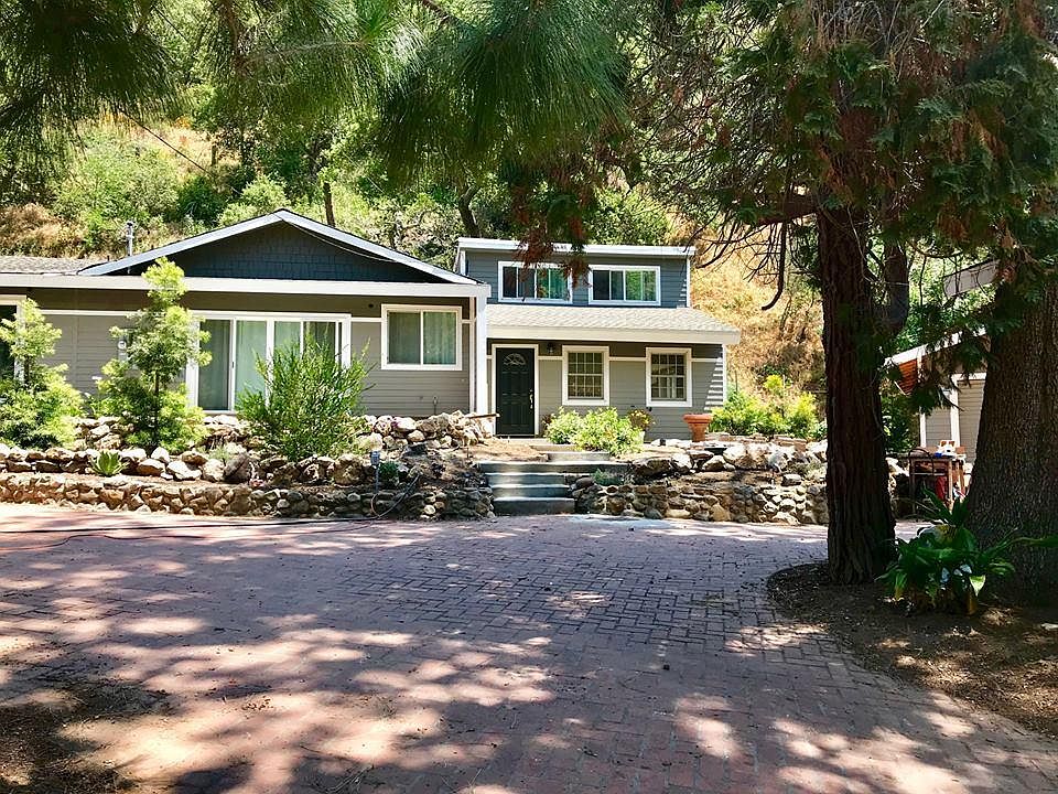 1st image of 4210 Escondido Dr #2