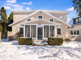 631 Exmoor Rd, Kenilworth, IL 60043