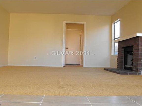 5th image of 7604 Kalmalii Ave #0