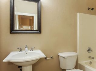 7448 W Rose Ln, Glendale, AZ 85303