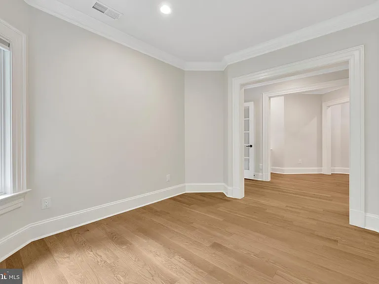 6707 Wemberly Way — Photo 38