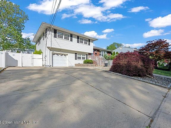3rd image of 158 Grandview Ave