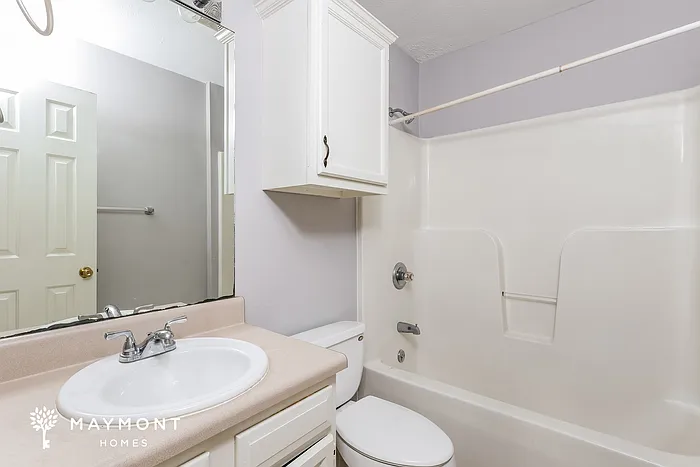 102 Red Oak Cv — Photo 13