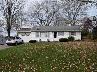 3015 Armstrong Way, Hermitage, PA 16148