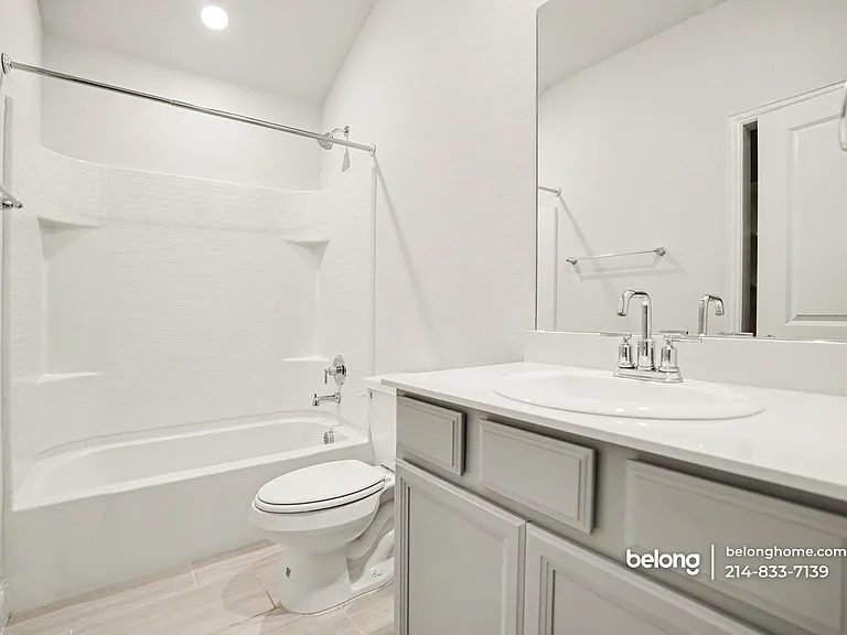 242 Maverick Ct — Photo 11