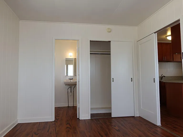 1328 N School St #1 — Photo 15