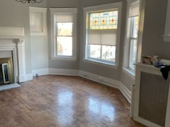 5th image of 1296 Main St