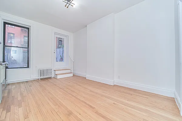 Rented by Living New York | media 14