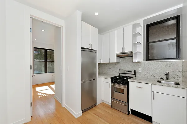 Rented by Aether Property Group | media 42