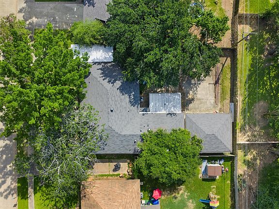4th image of 265 Suzanne Dr