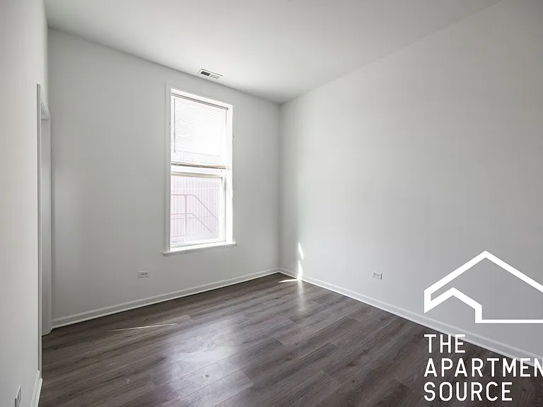 2022 S Throop St #2W — Photo 14