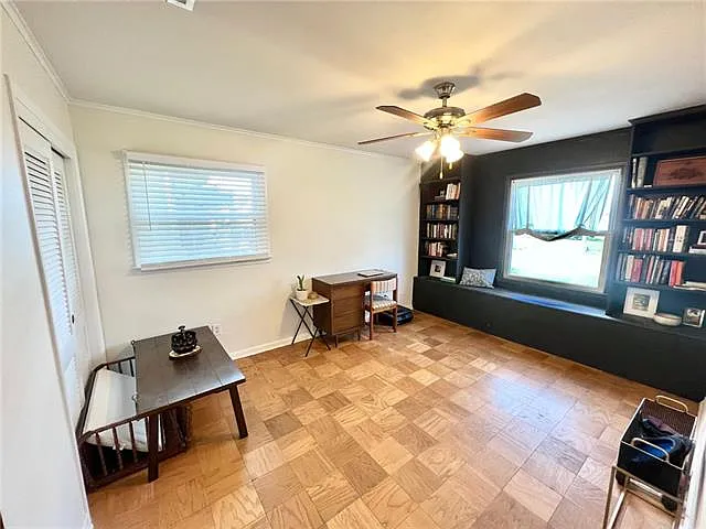 6908 Christine St — Photo 3