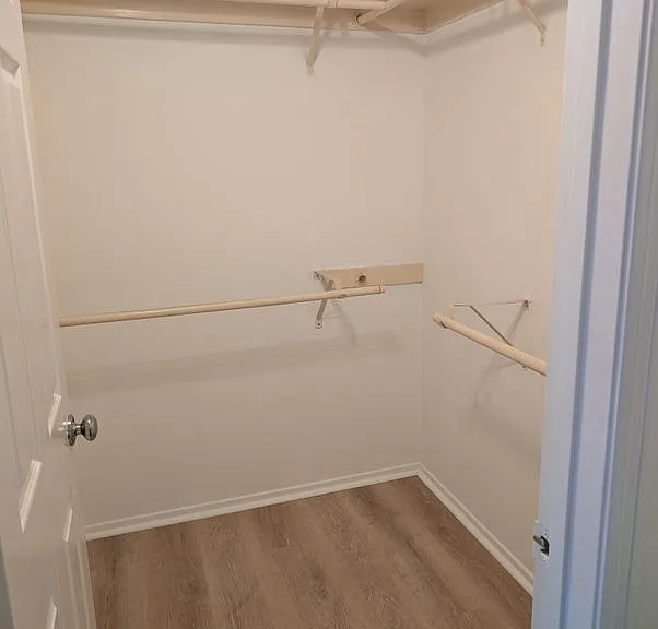 154 California Ct — Photo 25