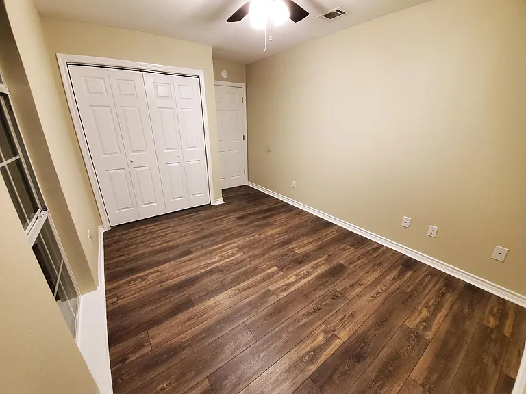 1601 S Dexter Dr — Photo 12