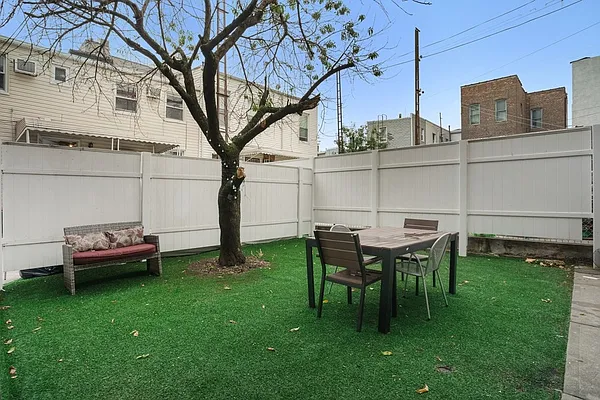 Rented by Compass | media 8