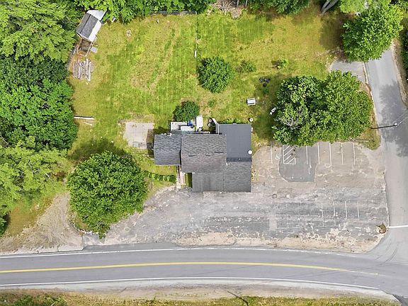3rd image of 915 Suncook Valley Road