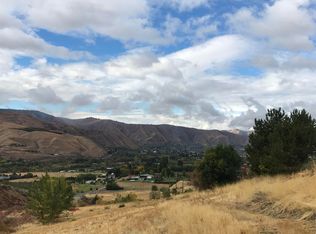 1395 Mountain Vista Dr, Wenatchee, WA 98801