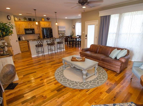 2nd image of 5608 Llano Ct