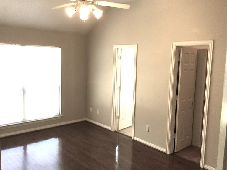 1208 Marchant Pl — Photo 10