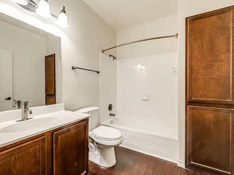 Majors Place — Photo 37
