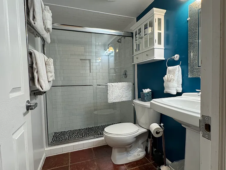 800 Columbine Rd #C-2 — Photo 12